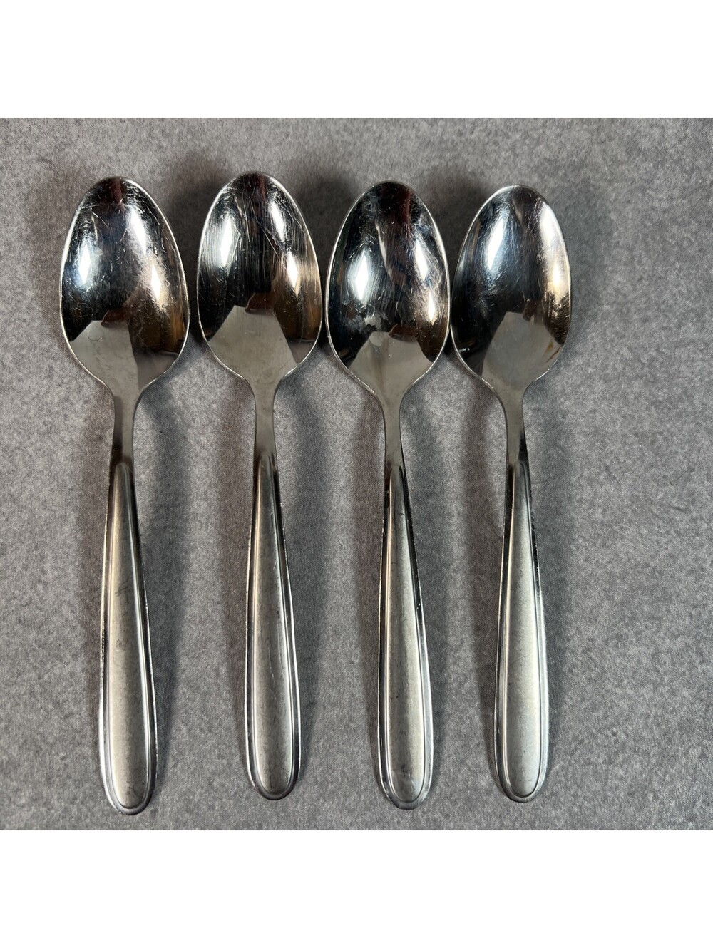 4 Oneida PENINSULA CASTLE JORDAN LAURA Stainless Place Soup Spoons